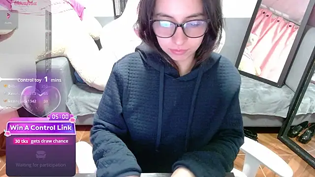 دردشة Maggie_Fox3 الجنسية المباشرة