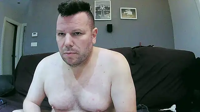 txan9876 Adlı Modelin Canlı XXX Sohbeti