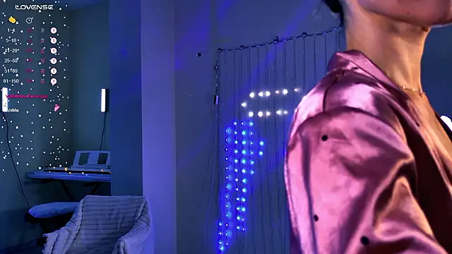 Chat +18 de Arielle__03 ao vivo