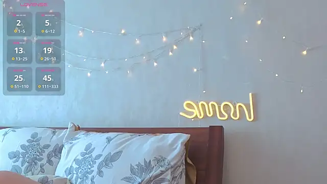 IdaValenti live XXX chat