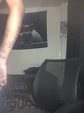 slimgod13 Live XXX-Chat