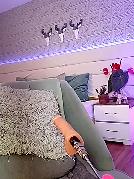 LeilaHiuston: онлайн-секс-чат