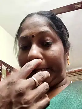 yamini1431 Webcam show