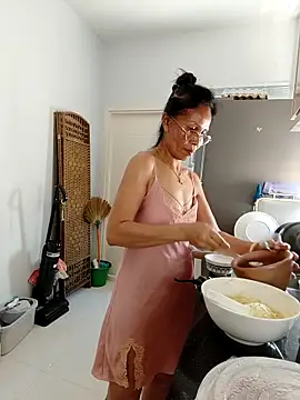 Mama_Eva_1's Webcam Show