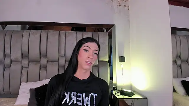 Pokazy przed kamerką – REINA_ADAHARA