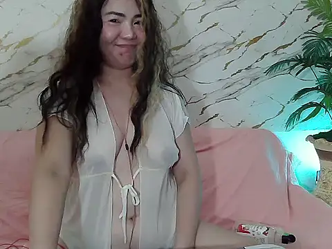 SweetAsianAss 即時 XXX 聊天