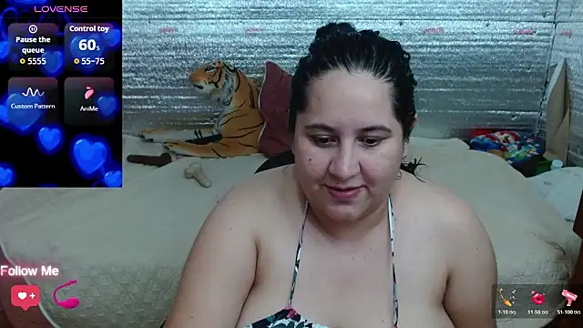 Chat XXX Live EMILY-NESSA
