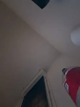 GuitccchのライブXXXチャット