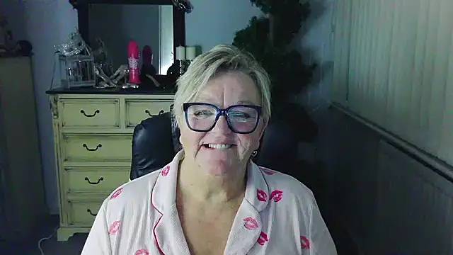 Онлайн чат XXX BridgetBlueEyes