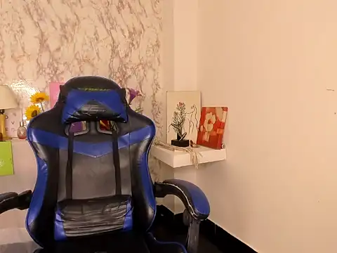 Ailanys_Miller Adlı Modelin Canlı XXX Sohbeti