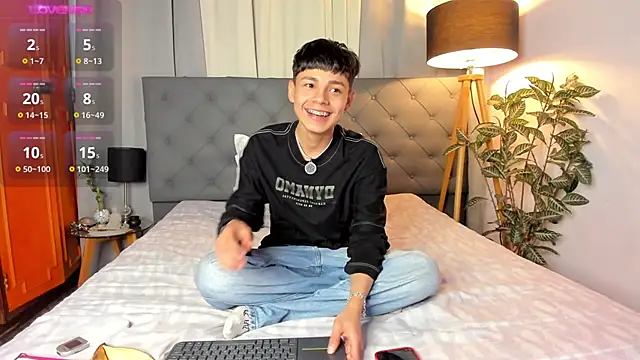 Andy_Belier23のウェブカメラショー