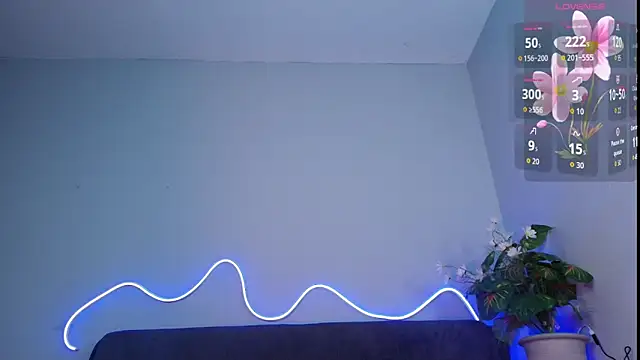 GiordanaPinooのライブXXXチャット