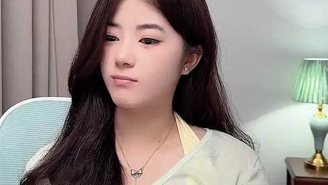 Nicole20266: διαδικτυακό σόου στην κάμερα