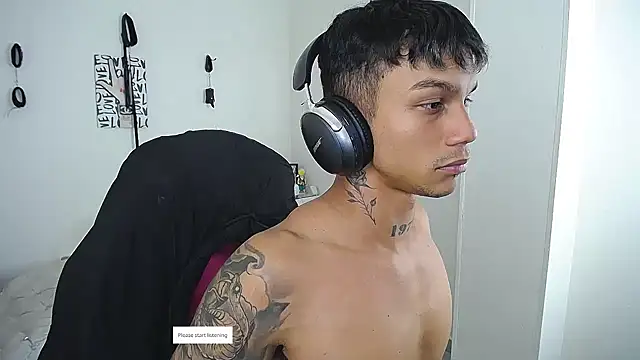 Leonard_Price Live XXX-chat