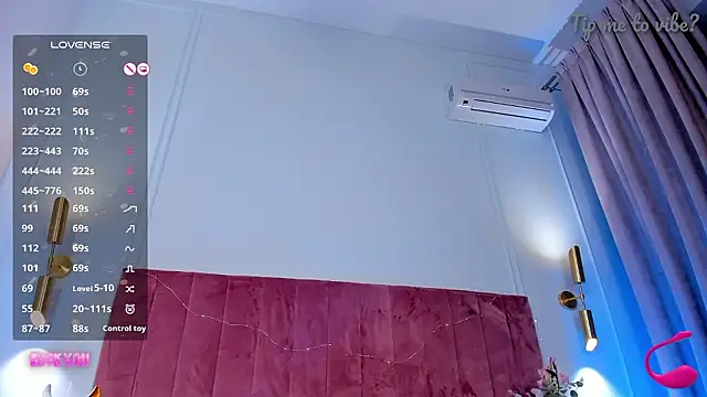 Mayzzie লাইভ XXX চ্যাট