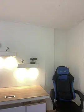 Dakota_Mars élő XXX-chatje