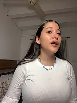 Chat XXX en directo de Nhefertary