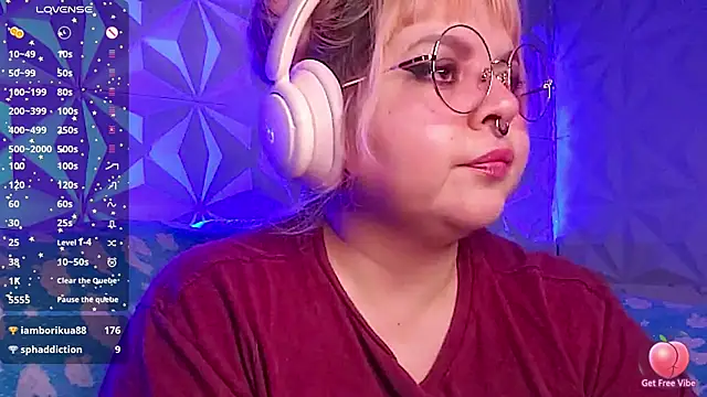 Czat XXX na żywo – Satyn_doll