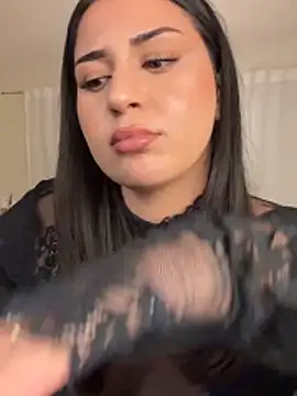 Yasmine-blue Webcam Show