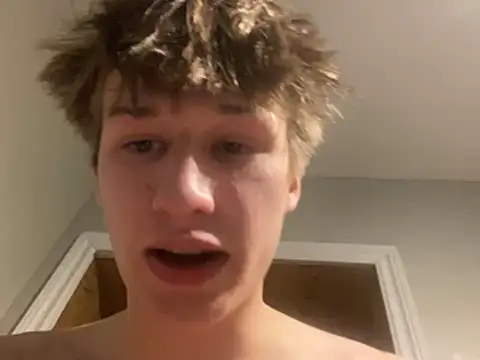 عرض كام yourwhiteboy1