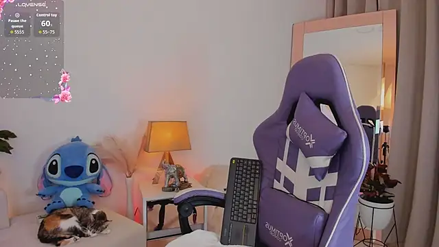 roxie_gates_ Chat XXX live