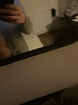 Guitccch live XXX chat