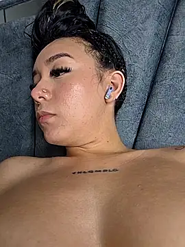 دردشة alaia_princess الجنسية المباشرة