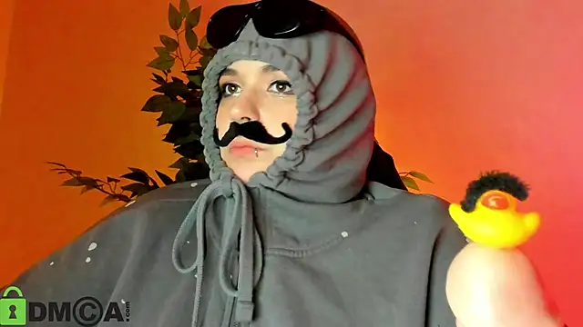 Mia_R0ss: απευθείας συνομιλία ΧΧΧ