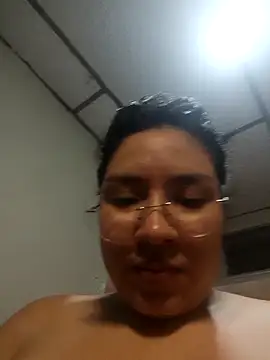 Chatroom XXX en direct de DanelyLopez