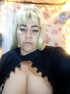 BonniAdams Adlı Modelin Canlı XXX Sohbeti