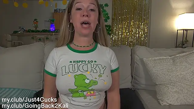 แชท XXX สดของ boomboomr00m