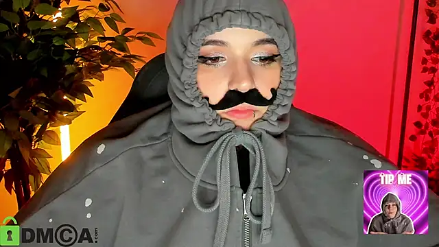 Chat +18 de Mia_R0ss ao vivo