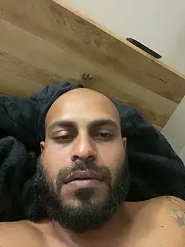 Pokazy przed kamerką – islandvybee55