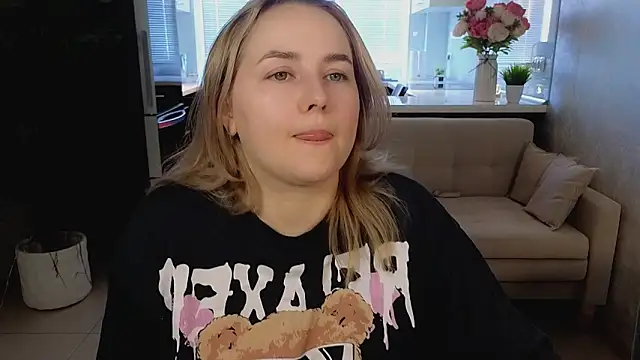 Chatroom XXX en direct de Mira_Mermayd