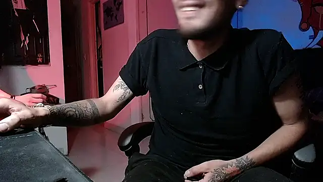 Онлайн чат XXX malek_xarx_