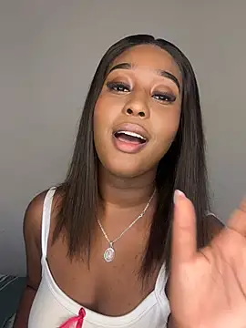 XXX chat uživo modela MichaelaCox