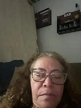 XXX chat uživo modela Granny6boys