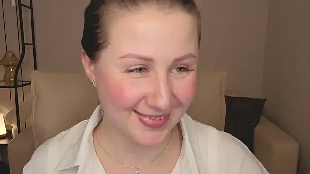 Chat +18 de Helens_love ao vivo