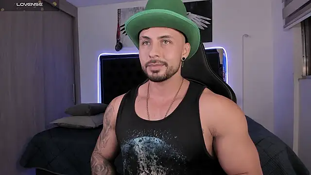 santi_aesthetic's Live XXX Chat