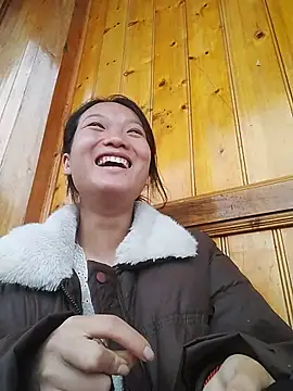 Hina2xx 在線直播表演