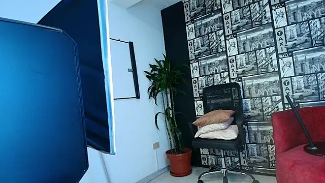 Chat XXX ao vivo de DanielaMonroe