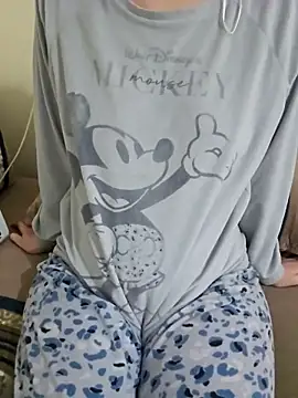 Lamya-dalo3a Adlı Modelin Web Kamerası Şovu