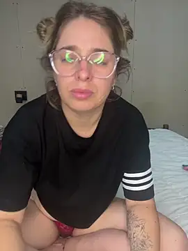 Webkamerová show soyanahii