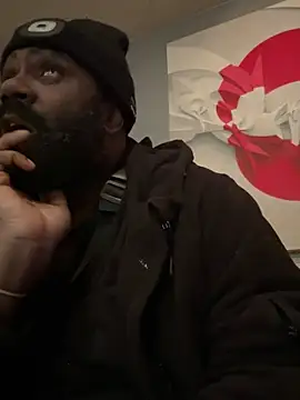 KOdaLion: διαδικτυακό σόου στην κάμερα