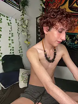 Pokazy przed kamerką – noynxz