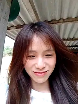 -Bada- élő XXX-chatje