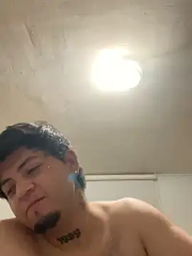 NikoD_UwU's Live XXX Chat