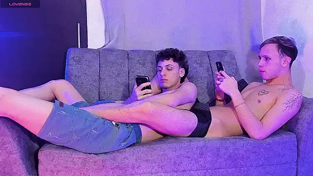 Two_sexboysのウェブカメラショー