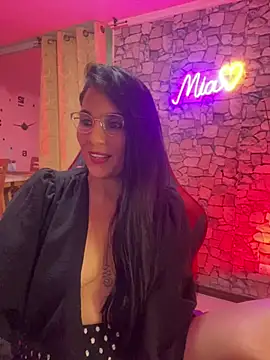 Miaswwe's Live XXX Chat