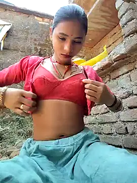 Pokazy przed kamerką – R_Roshni